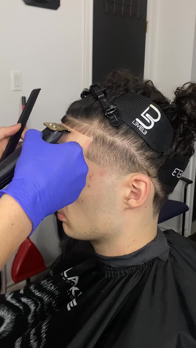 Precision line-up and taper fade at KLUTCH Barbershop NDG Montreal